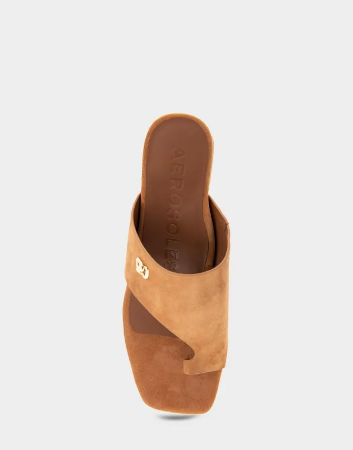 Aerosoles Comfortable Women039s Hooded Toe Ring Block Heel Slide Sandal In Tan Suede Tan Suede Women Clogs and Mules