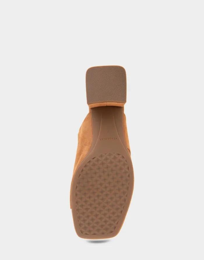 Aerosoles Comfortable Women039s Hooded Toe Ring Block Heel Slide Sandal In Tan Suede Tan Suede Women Clogs and Mules