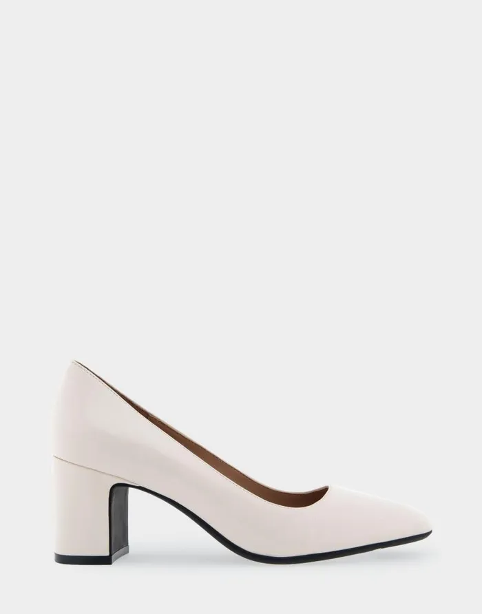 Aerosoles Comfortable Women039s Midheel Pump In Eggnog Leather Eggnog Leather Women Clogs and Mules Aerosoles Comfortable Women039s Midheel Pump In Eggnog Leather Eggnog Leather Women Clogs and Mules