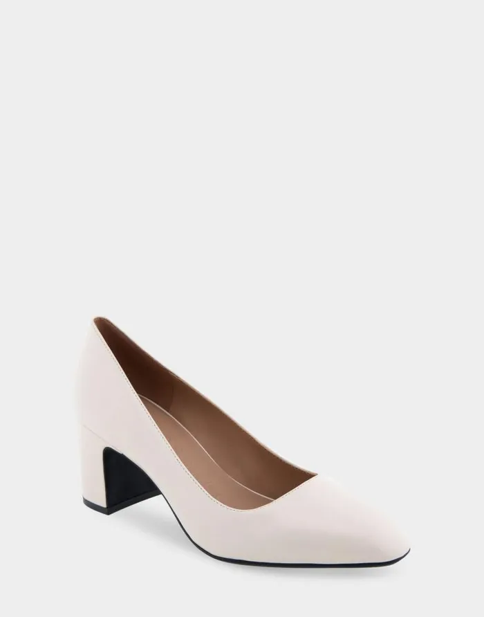 Aerosoles Comfortable Women039s Midheel Pump In Eggnog Leather Eggnog Leather Women Clogs and Mules