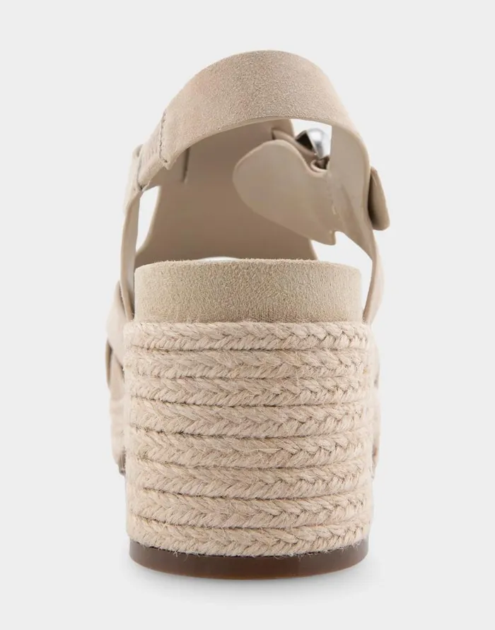 Aerosoles Comfortable Women039s Strappy Molded Footbed Platform Sandal In Pale Khaki Suede Pale Khaki Suede Women Clogs and Mules