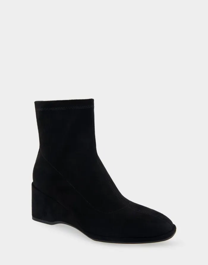 Aerosoles Comfortable Women039s Wedge Heel Ankle Boot In Black Faux Suede Black Faux Suede Women Ankle Boots