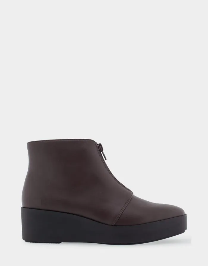 Aerosoles Comfortable Women039s Wedge Heel Ankle Boot In Brown Faux Leather Java Faux Leather Women Wedges Aerosoles Comfortable Women039s Wedge Heel Ankle Boot In Brown Faux Leather Java Faux Leather Women Wedges