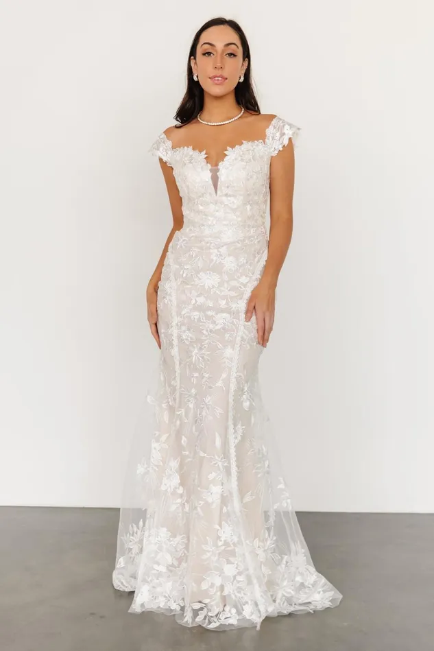 Baltic Born Bridal Women Peony Lace Bridal Gown Ivory