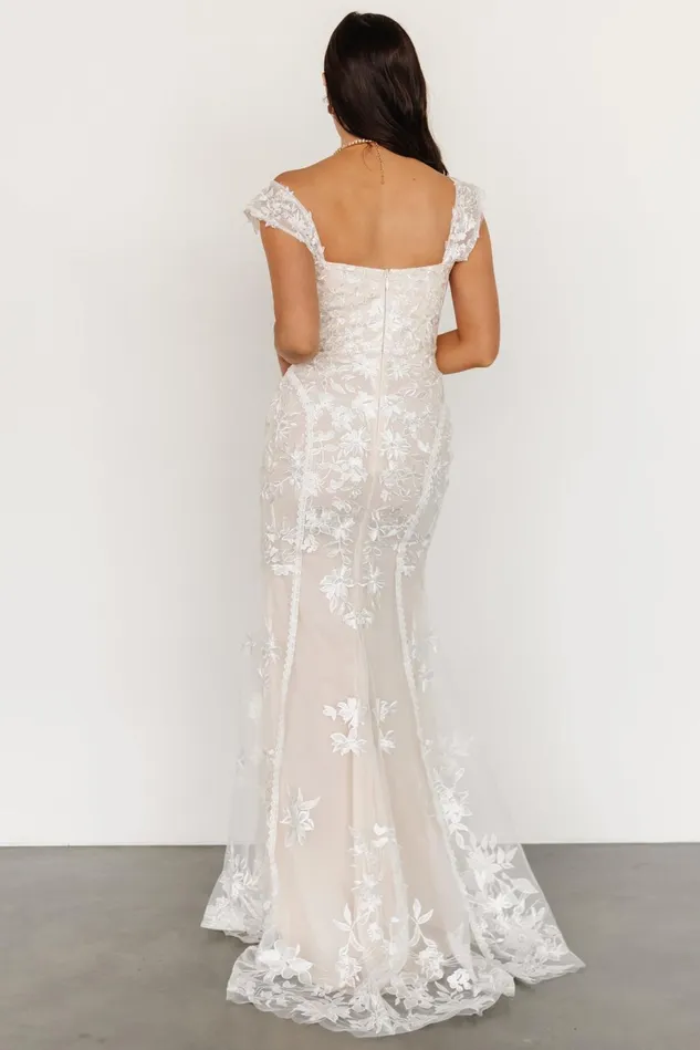 Baltic Born Bridal Women Peony Lace Bridal Gown Ivory Baltic Born Bridal Women Peony Lace Bridal Gown Ivory