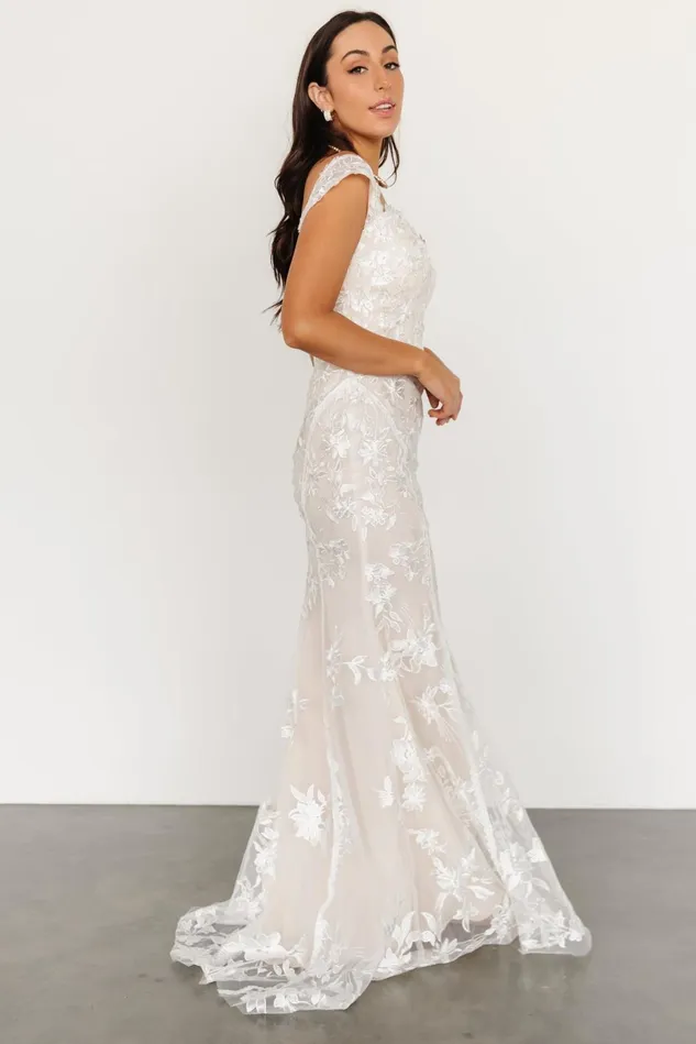 Baltic Born Bridal Women Peony Lace Bridal Gown Ivory Baltic Born Bridal Women Peony Lace Bridal Gown Ivory