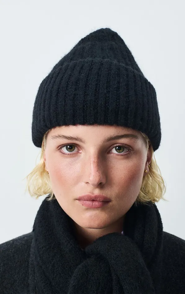 Beanie East Black WomenMen American Vintage Beanies and Caps