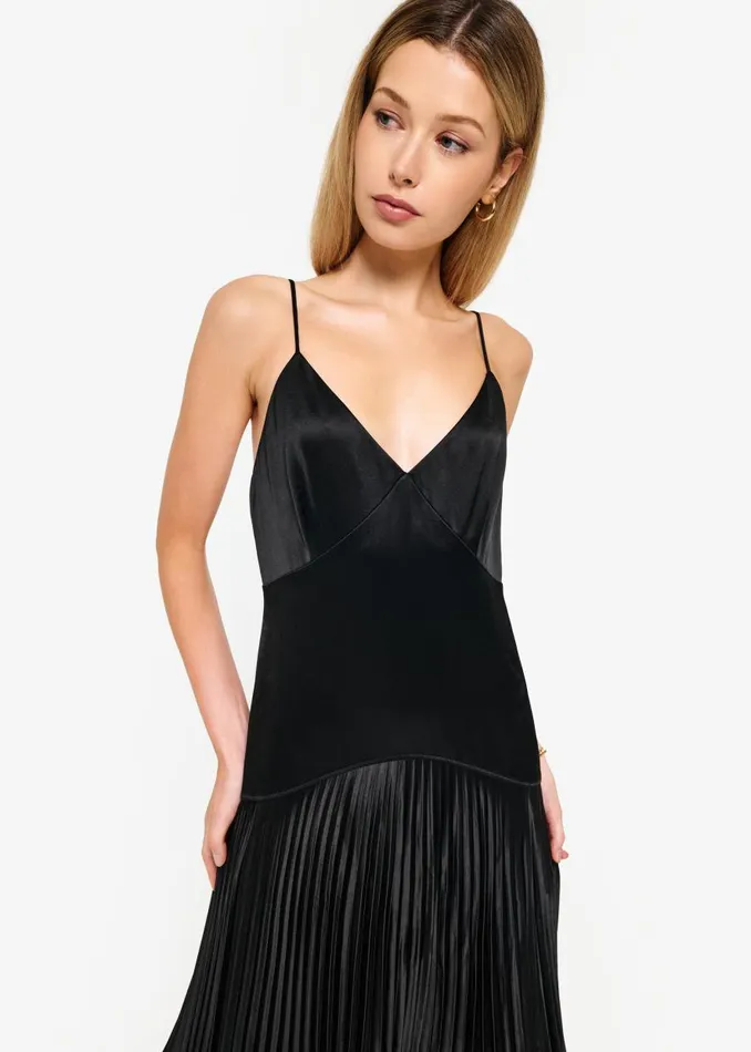 CAMI NYC Dresses Women Jennelyn Pleated Gown Black