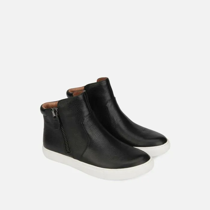 Carter Black Women Kenneth Cole Sneakers Carter Black Women Kenneth Cole Sneakers