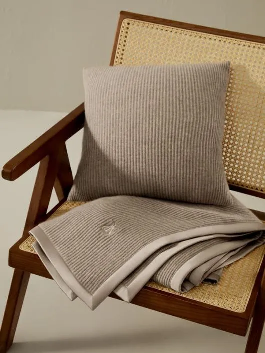 Cashmere Throw With Silk Edging WomenHome Pillows Lilysilk Knitwear