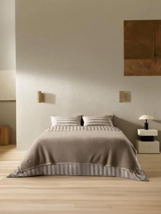 Cashmere Throw With Silk Edging WomenHome Pillows Lilysilk Knitwear