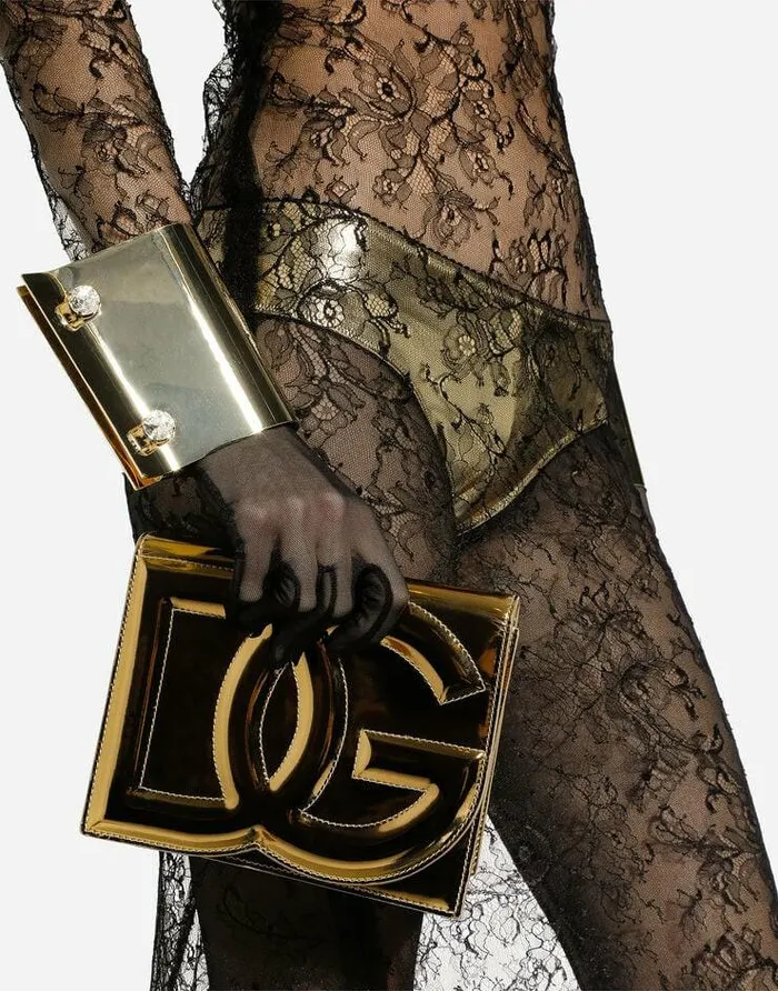 Dolce and Gabbana DG Logo Bag Women DG Logo Bag Crossbody Bag Gold Dolce and Gabbana DG Logo Bag Women DG Logo Bag Crossbody Bag Gold