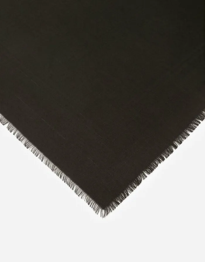 Dolce and Gabbana Scarves And Silks Women Wool And Silk Jacquard Square Scarf 140 X 140 Black Dolce and Gabbana Scarves And Silks Women Wool And Silk Jacquard Square Scarf 140 X 140 Black