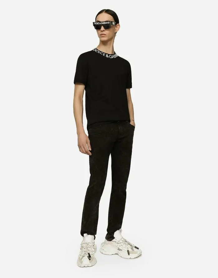 Dolce and Gabbana TShirts And Polos Men Roundneck Tshirt With DolceandGabbana Print Black Dolce and Gabbana TShirts And Polos Men Roundneck Tshirt With DolceandGabbana Print Black
