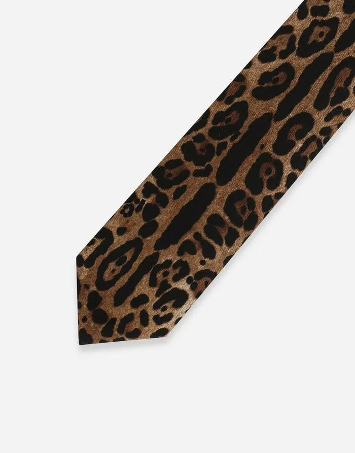 Dolce and Gabbana Ties And Pocket Squares Men 6cm Blade Tie In Leopardprint Silk Twill Animal Print Dolce and Gabbana Ties And Pocket Squares Men 6cm Blade Tie In Leopardprint Silk Twill Animal Print