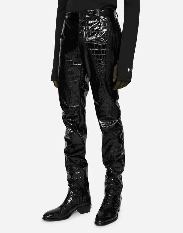 Dolce and Gabbana Trousers And Shorts Men Alligatorprint Technical Fabric Pants Black Dolce and Gabbana Trousers And Shorts Men Alligatorprint Technical Fabric Pants Black