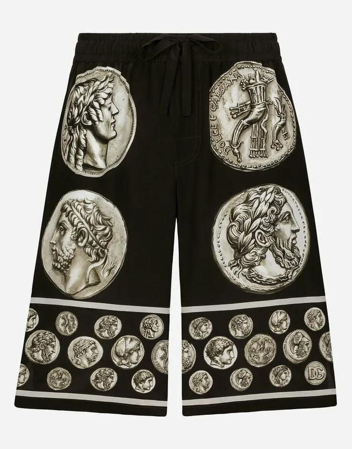 Dolce and Gabbana Trousers And Shorts Men Crpe De Chine Bermuda Jogging Pants Black Dolce and Gabbana Trousers And Shorts Men Crpe De Chine Bermuda Jogging Pants Black