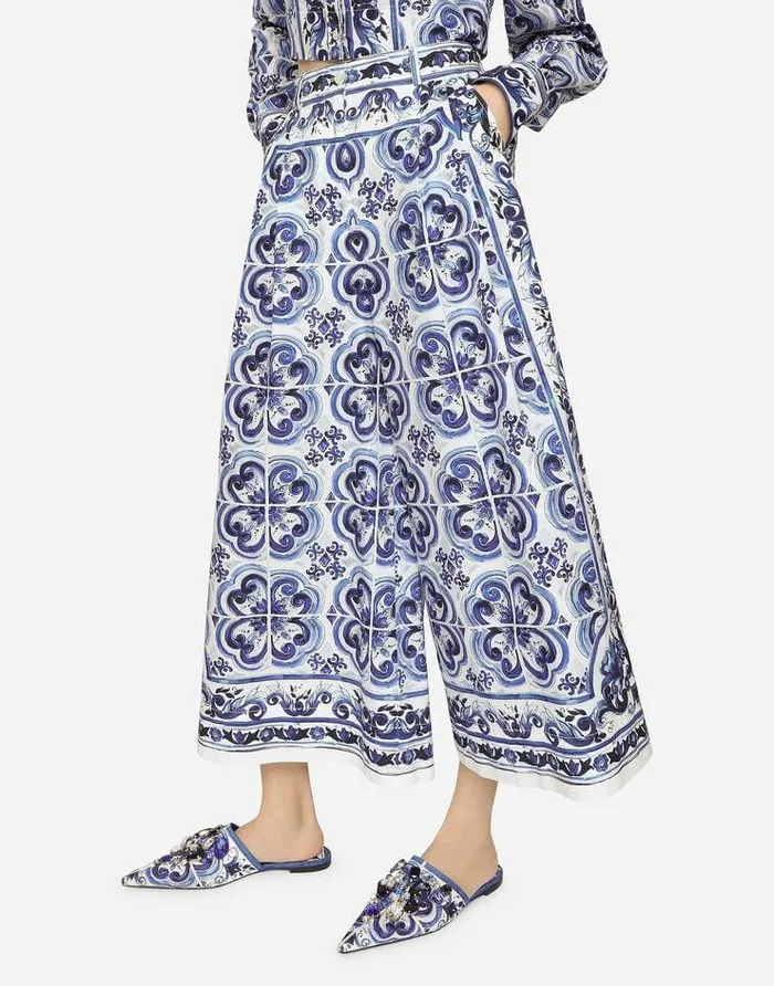 Dolce and Gabbana Trousers And Shorts Women Majolicaprint Poplin Culottes Multicolor Dolce and Gabbana Trousers And Shorts Women Majolicaprint Poplin Culottes Multicolor