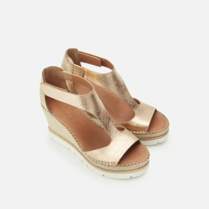Elyssa Easy TStrap Wedge Sandal Rose Gold Women Kenneth Cole Sandals
