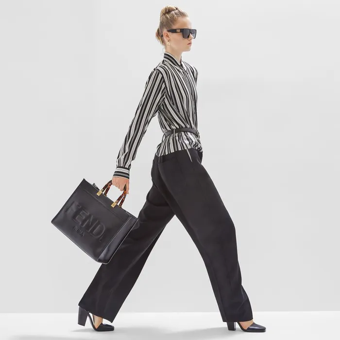 Fendi Tote Bags Fendi Sunshine Medium Black Leather Shopper 8211 Women