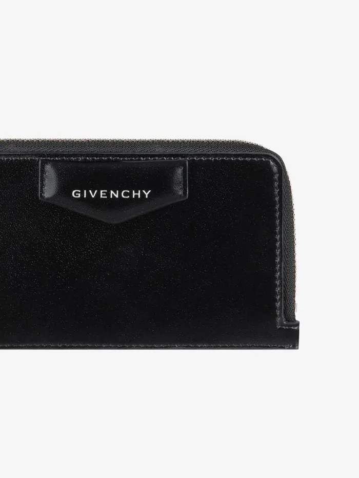 Givenchy Antigona Zipped Card Holder In Box Leather Black Women Wallets and Card Holders Givenchy Antigona Zipped Card Holder In Box Leather Black Women Wallets and Card Holders