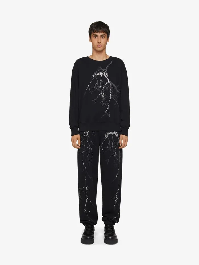 Givenchy Boxy Fit Sweatshirt In Fleece With Reflective Artwork Black Men Sweatshirts and Hoodies Givenchy Boxy Fit Sweatshirt In Fleece With Reflective Artwork Black Men Sweatshirts and Hoodies