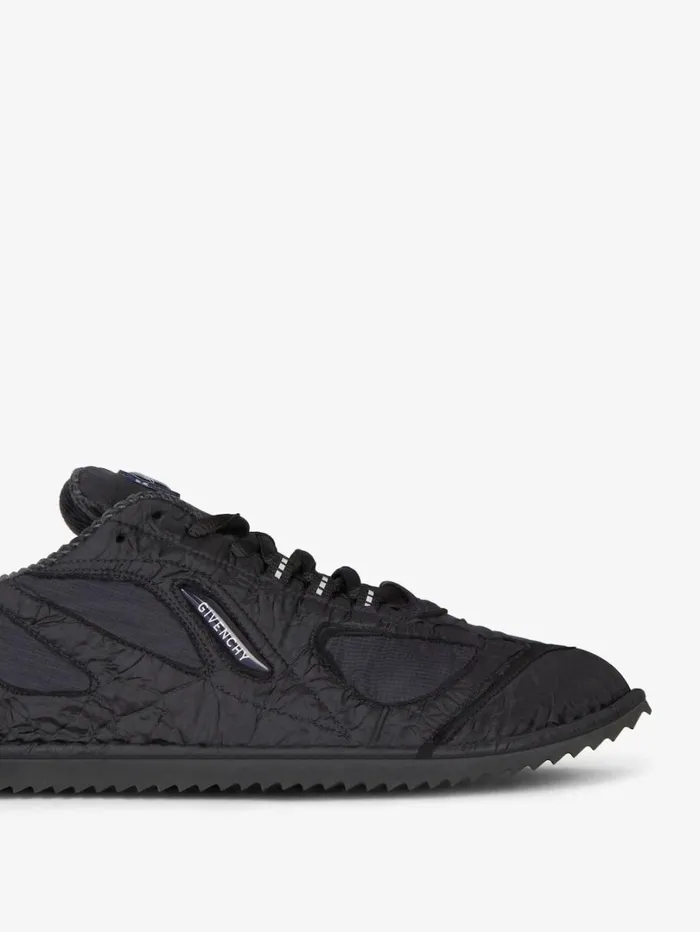 Givenchy Flat Sneakers In Synthetic Fiber Black Men Sneakers Givenchy Flat Sneakers In Synthetic Fiber Black Men Sneakers