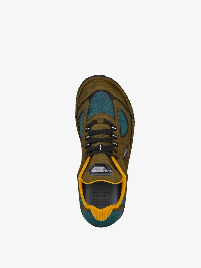 Givenchy Flat Sneakers In Synthetic Fiber Green Men Sneakers Givenchy Flat Sneakers In Synthetic Fiber Green Men Sneakers