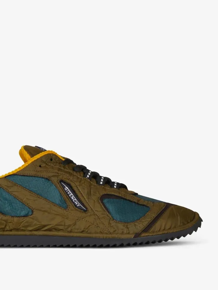 Givenchy Flat Sneakers In Synthetic Fiber Green Men Sneakers Givenchy Flat Sneakers In Synthetic Fiber Green Men Sneakers