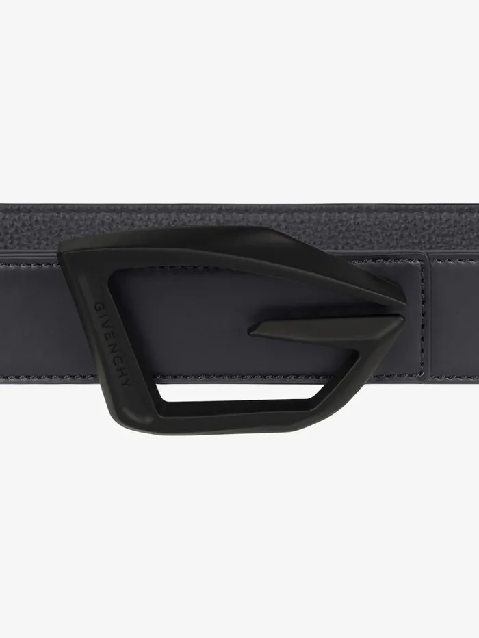 Givenchy GivCut Reversible Belt In Grained Leather Black Men Belts Givenchy GivCut Reversible Belt In Grained Leather Black Men Belts