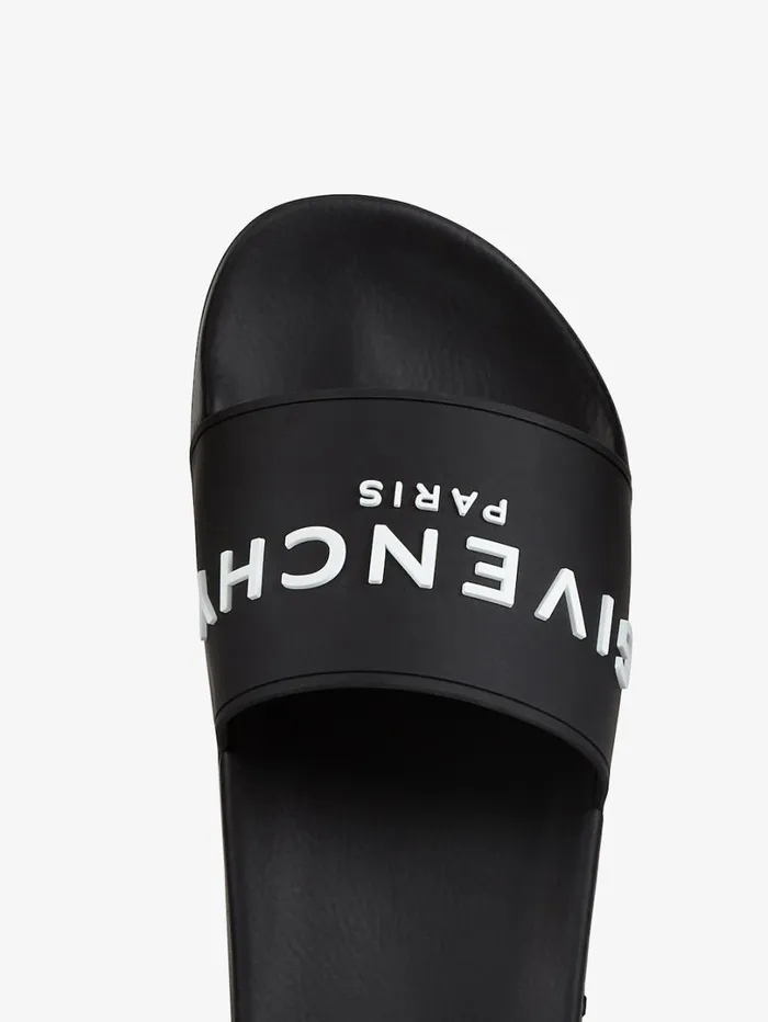 Givenchy Slide Flat Sandals In Rubber Black Men Slides and Sandals Givenchy Slide Flat Sandals In Rubber Black Men Slides and Sandals