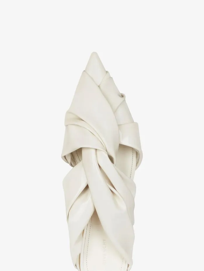 Givenchy Twist Flat Mules In Latex Ivory Women Slides and Sandals Givenchy Twist Flat Mules In Latex Ivory Women Slides and Sandals