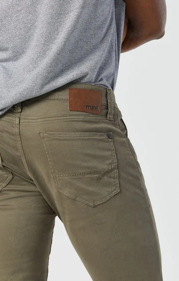 Jake Slim Leg In Dusty Olive Twill Men Mavi Jeans Pants