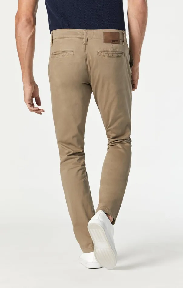 Johnny Chino In British Khaki Twill Mavi Jeans Men Mavi Jeans Pants Johnny Chino In British Khaki Twill Mavi Jeans Men Mavi Jeans Pants