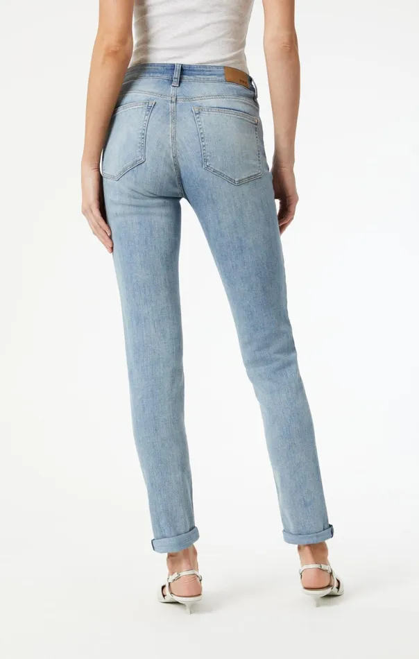 Kathleen Slim Boyfriend In Light Feather Blue Women Mavi Jeans Denim