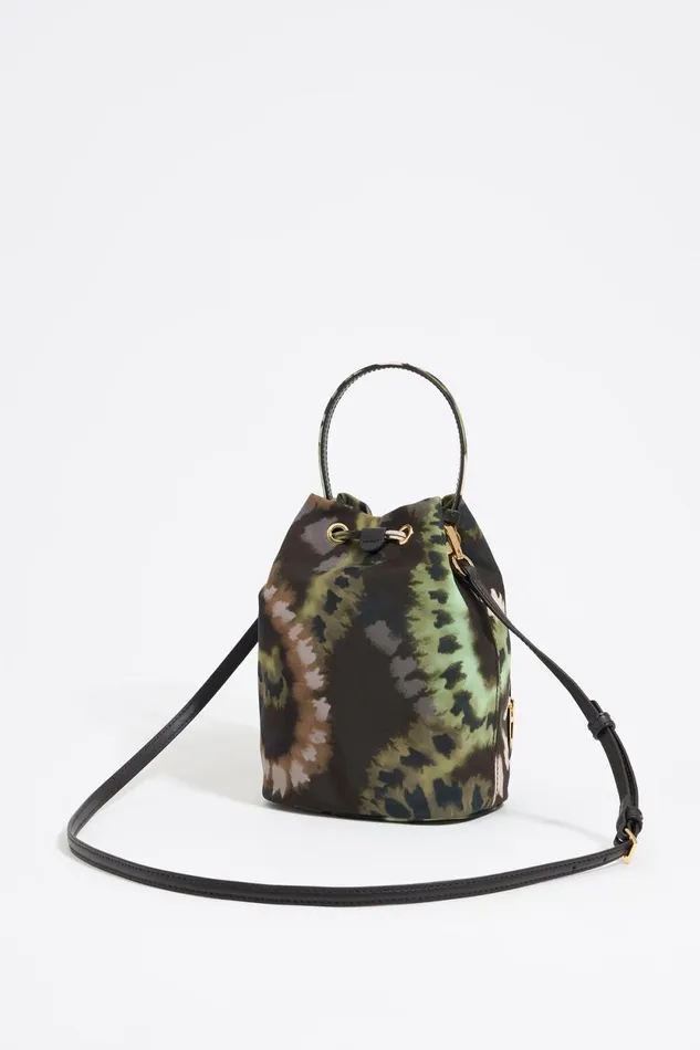 Khaki Nylon Lovecamu Bucket Bag Lovecamu Khaki Women Bimba Y Lola Mini Bags Khaki Nylon Lovecamu Bucket Bag Lovecamu Khaki Women Bimba Y Lola Mini Bags