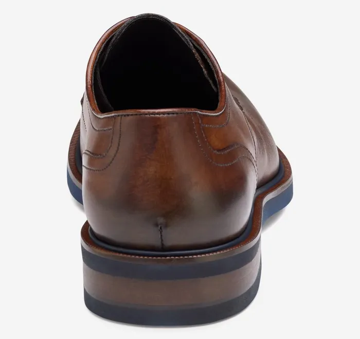 Men Hartley Plain Toe Brown Italian Calfskin JohnstonandMurphy LaceUps Men Hartley Plain Toe Brown Italian Calfskin JohnstonandMurphy LaceUps