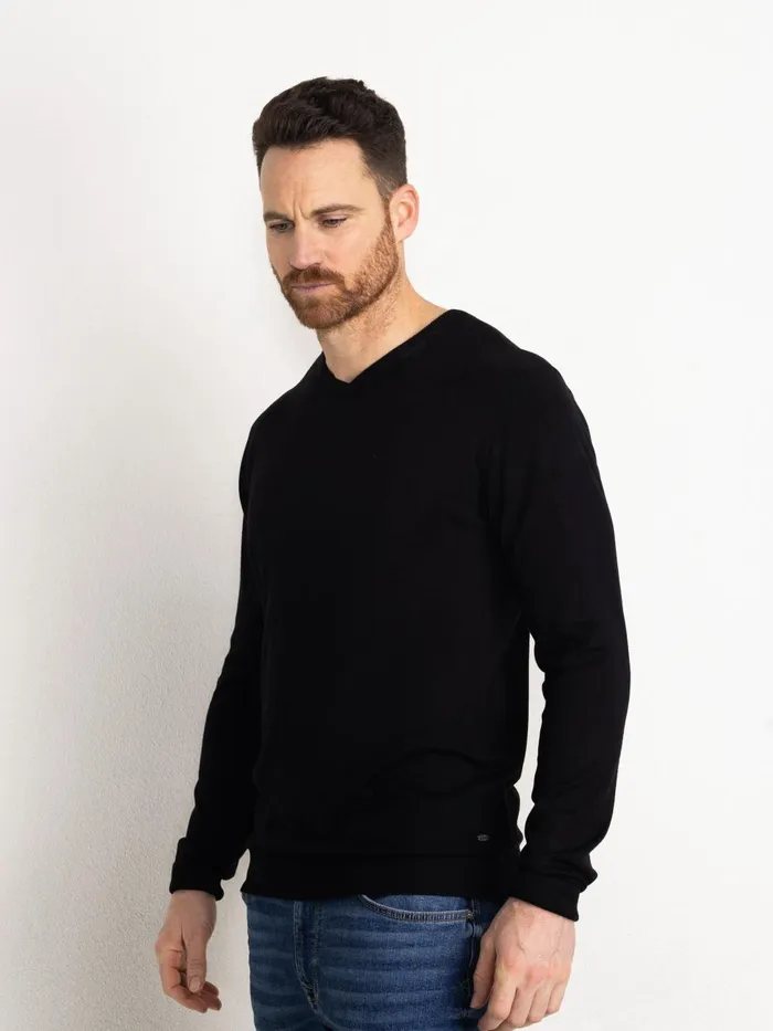 Men Knits and Sweats Petrol Industries Essential VNeck Knit Black