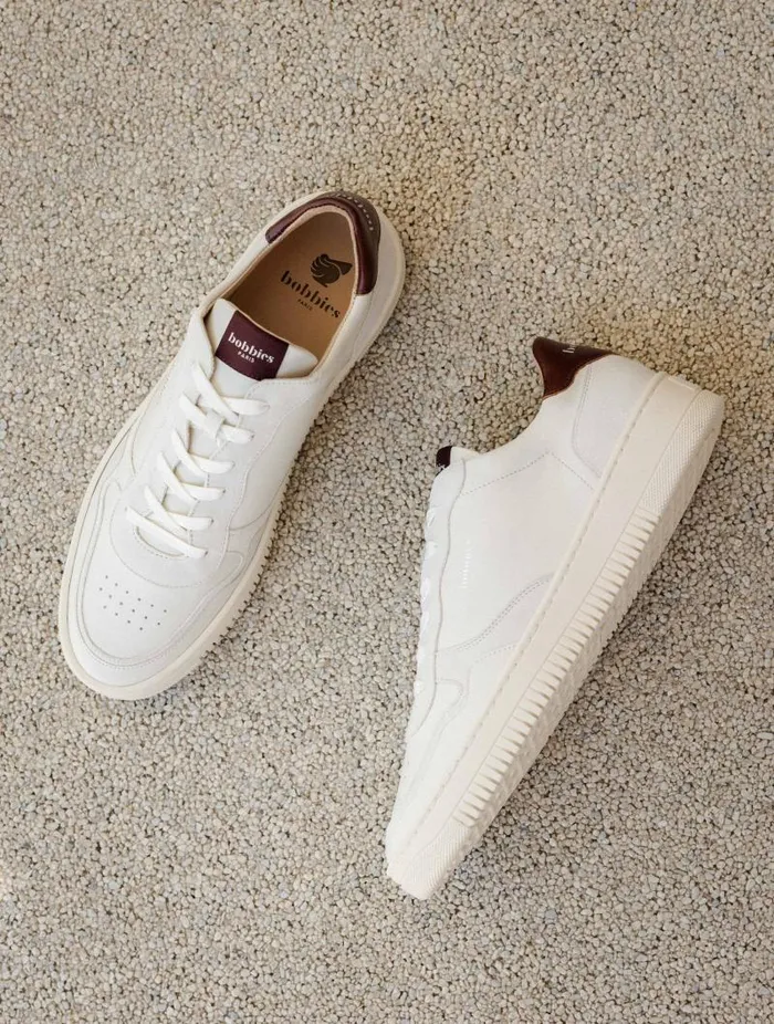 Men Sneakers Bobbies Travis Off White and Turkish Coffee