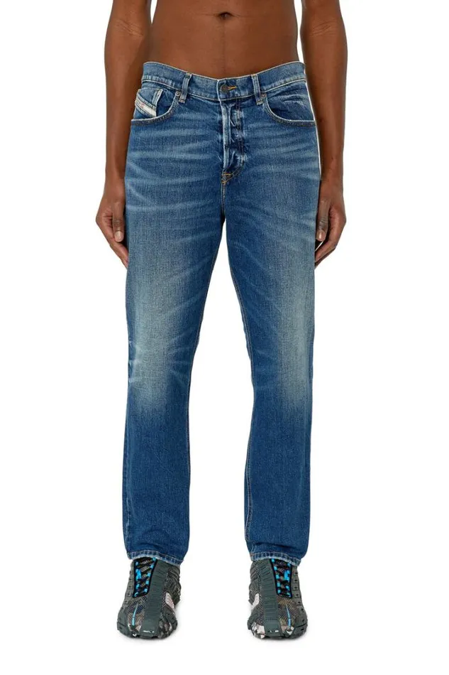 Men Tapered Jeans 2005 DFining 007l1 Medium Blue Diesel Tapered Men Tapered Jeans 2005 DFining 007l1 Medium Blue Diesel Tapered