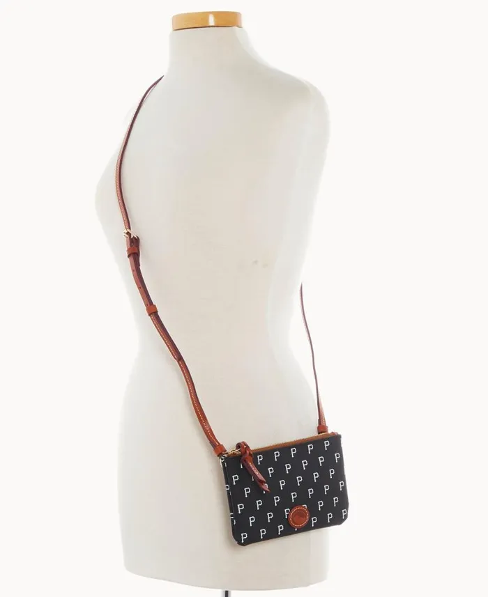 MLB Pirates Top Zip Crossbody Pirates Woman Dooney and Bourke Crossbodies MLB Pirates Top Zip Crossbody Pirates Woman Dooney and Bourke Crossbodies