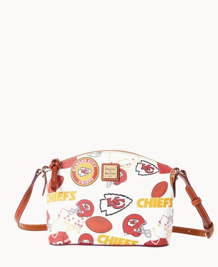 NFL Chiefs Suki Crossbody Chiefs Woman Dooney and Bourke Crossbodies