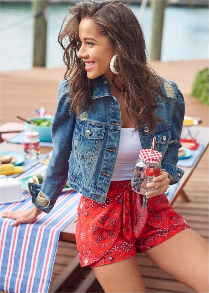 PAISLEY PRINT SHORTS Red Multi Women VENUS Shorts