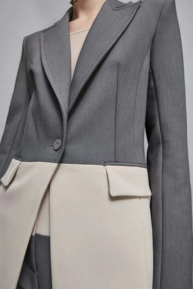 Patrizia Pepe Outerwear Feminine Fit Color Block Jacket Grey 8211 Women