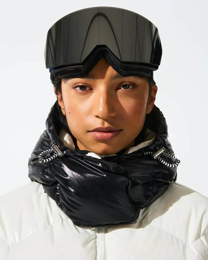 Perfect Moment Mountain Puffer Jacket Snow White Women Jackets