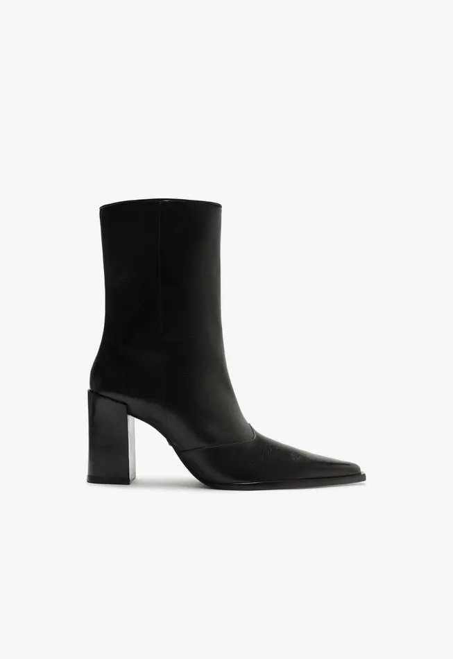 Raffaela Bootie Black Women Schutz Shoes Booties