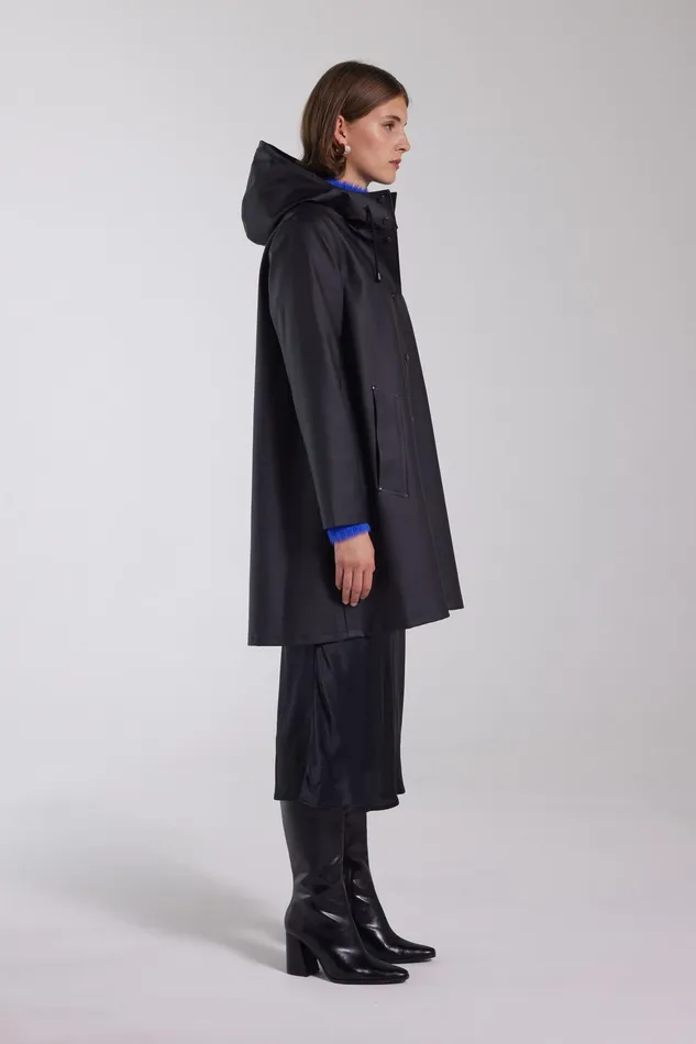 Raincoats Women Stutterheim Black Raincoat For Women 8211 Mosebacke