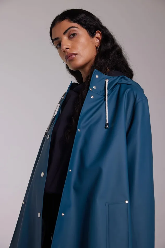 Raincoats Women Stutterheim Mosebacke Lightweight Raincoat Petrol Blue