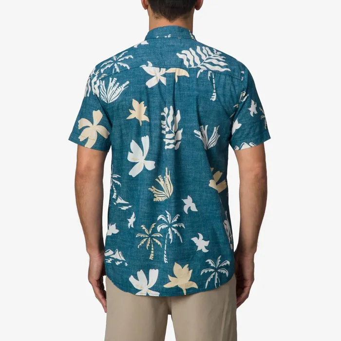 Reef TShirts and Shirts Watson Short Sleeve Shirt Legion Blue 8211 Men Reef TShirts and Shirts Watson Short Sleeve Shirt Legion Blue 8211 Men