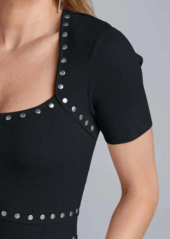 SHORT SLEEVE GROMMET SWEATER Black Women VENUS Sexy Sweaters